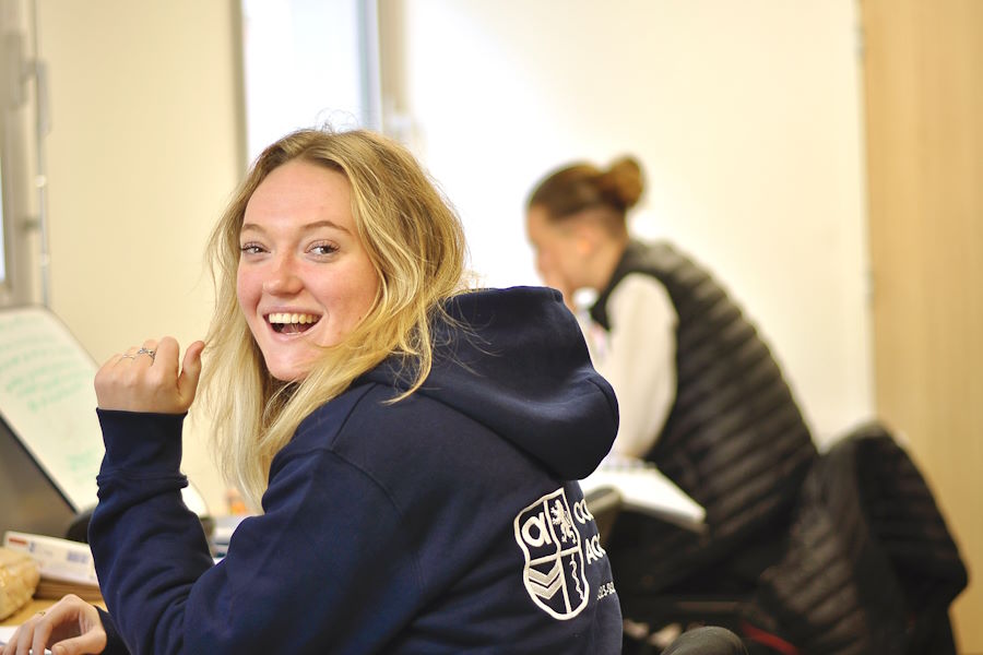 Futur médecin en cours de prépa terminale santé à Lyon au Cours Agora